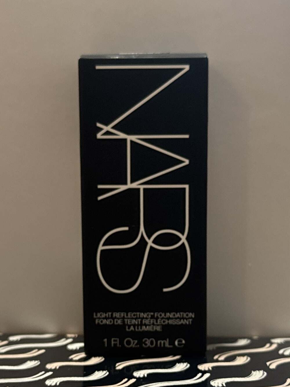 NARS Light Reflecting Foundation Deep 2.5 La Serena 1 Fl. Oz. 30 mL
